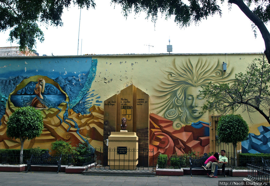 Графити за Свободу Пуэбла, Мексика