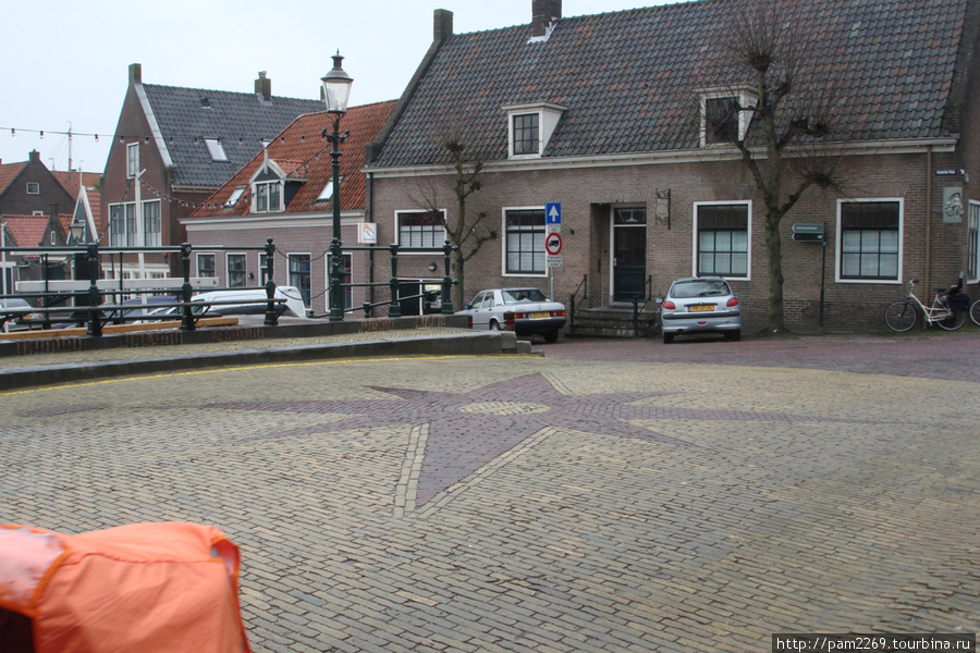красивая брусчатка Монникендам, Нидерланды