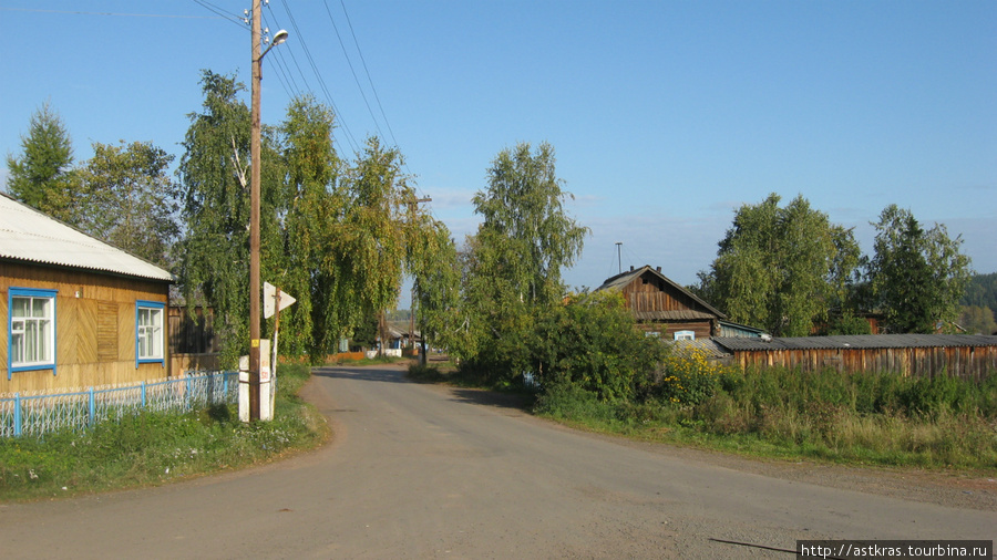 Дзержинское (2009.09). Прогулки по утреннему селу Дзержинское, Россия