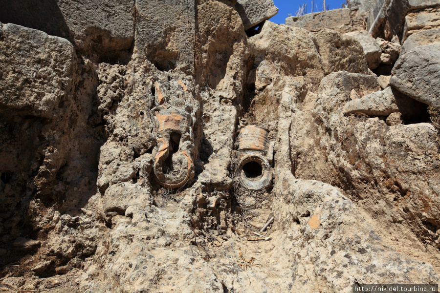 водопроводные трубы Демре, Турция