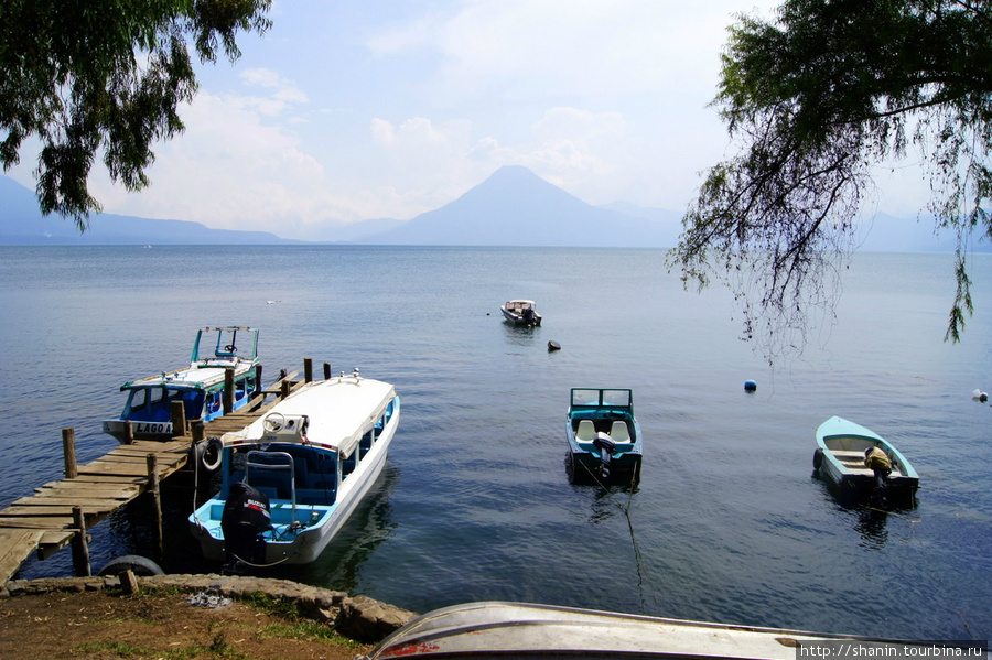 Озеро Атитлан Панахачель, Гватемала