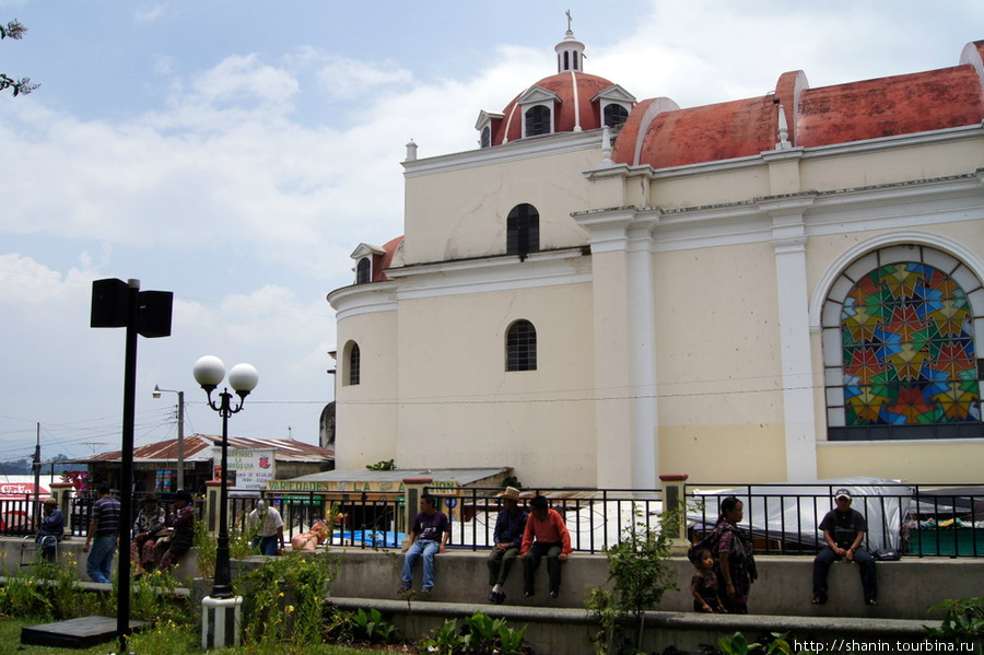 Церковь в Сололе Солола, Гватемала