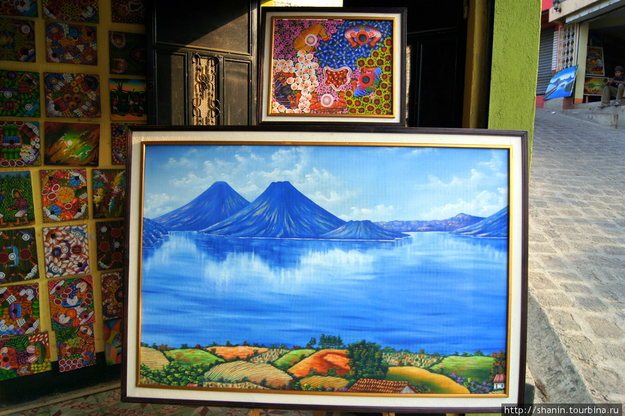 Картины для туристов Сан-Педро-ла-Лагуна, Гватемала