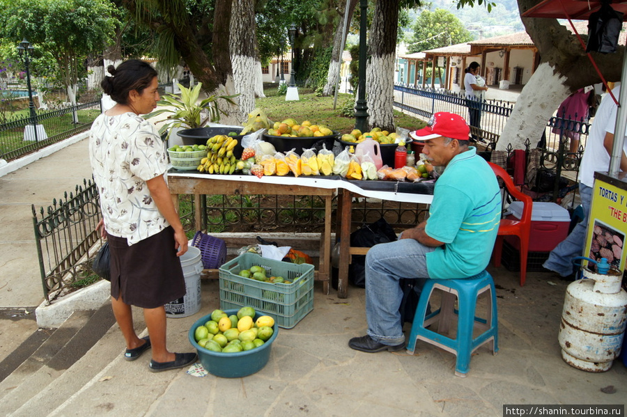 Уличный рынок Концепсьон-де-Атако, Сальвадор
