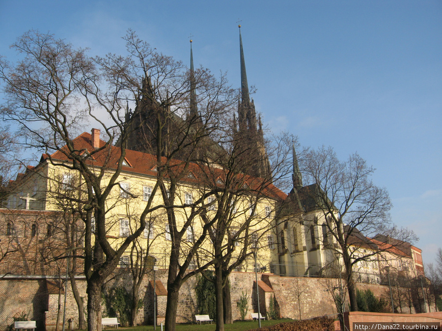 Шпили Кафедрального собора Святых Петра и Павла Брно, Чехия