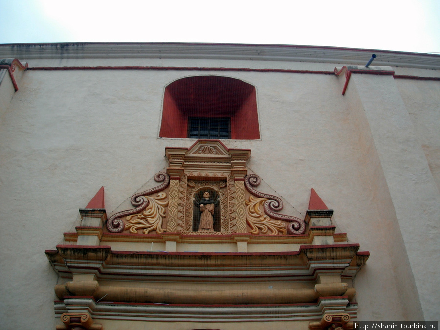 Храм Девы Марии Асунсьонской Сан-Кристобаль-де-Лас-Касас, Мексика