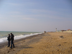 Берег моря между ДОЛ «Прибрежный» и оздоровительным  комплексом «Парус»