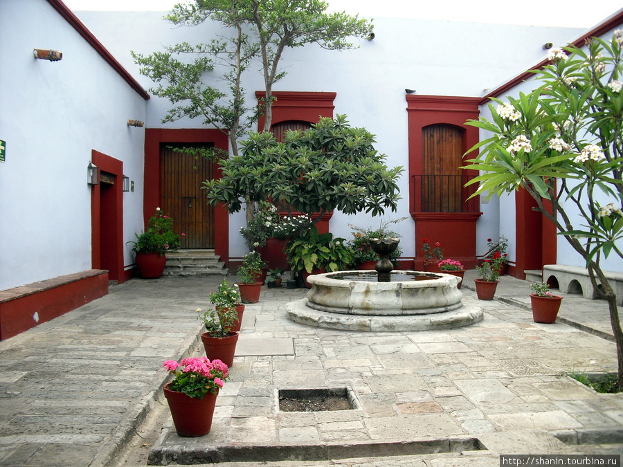 В доме-музее Бенито Хуареса в Оахаке Оахака, Мексика