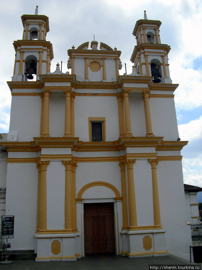 Церковь Ла Мерсед в Сан-Кристобаль-де-Лас-Касас Сан-Кристобаль-де-Лас-Касас, Мексика