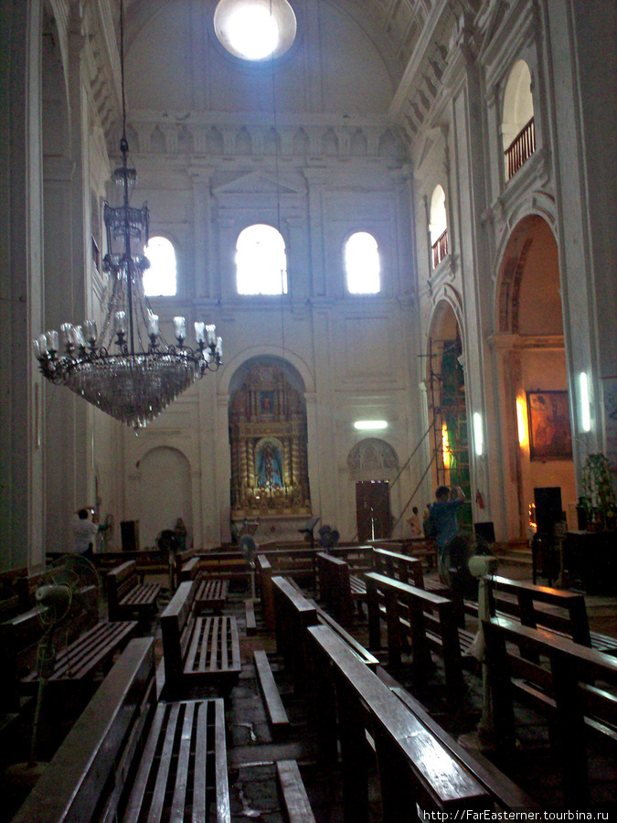 Самая большая церковь в Азии Старый Гоа, Индия