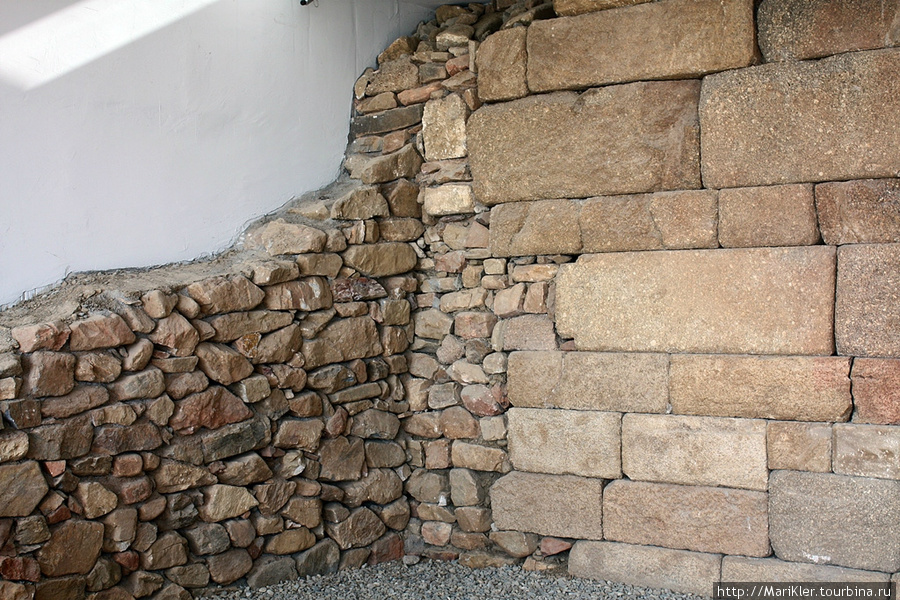 Фрагмент стены(оригинал) Казанлык, Болгария