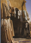Рынок.Одежда жителей пустыни. В основном из верблюжьей шерсти