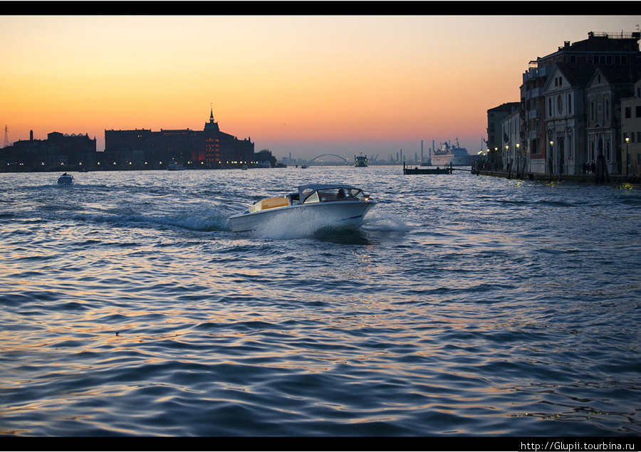 От восхода до заката Венеция, Италия