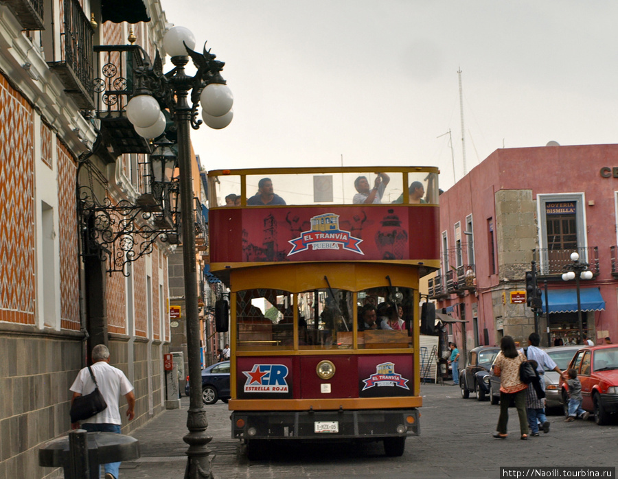 Туристический автобус Пуэбла, Мексика