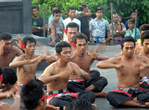 Национальное балийское представление Кечак