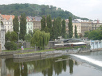 Прага является столицей Чешской республики, расположена на реке Влтаве. В Праге проживает примерно 1.2 миллиона человек. В 1992 исторический центр Праги был включен в список Мест Мирового Наследия ЮНЕСКО.