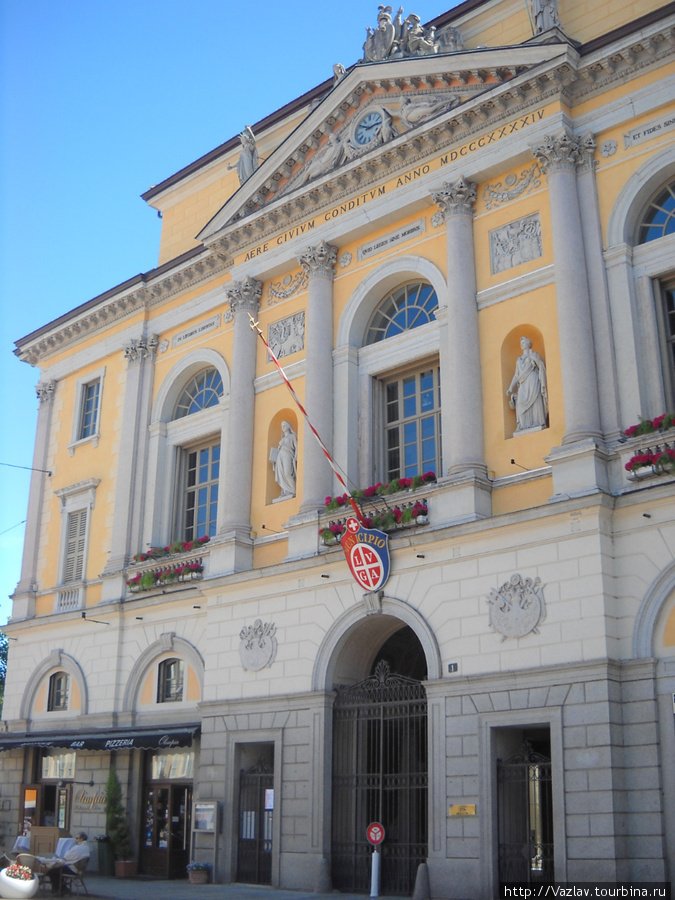 Фасад дворца Лугано, Швейцария