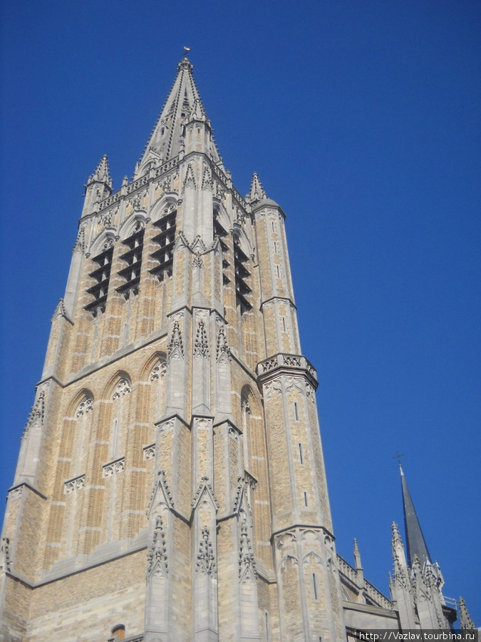 Колокольня собора Ипр, Бельгия
