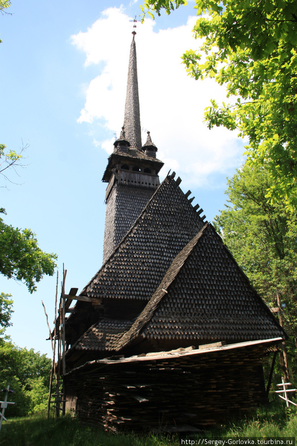 Древние церкви Закарпатья. Закарпатская область, Украина