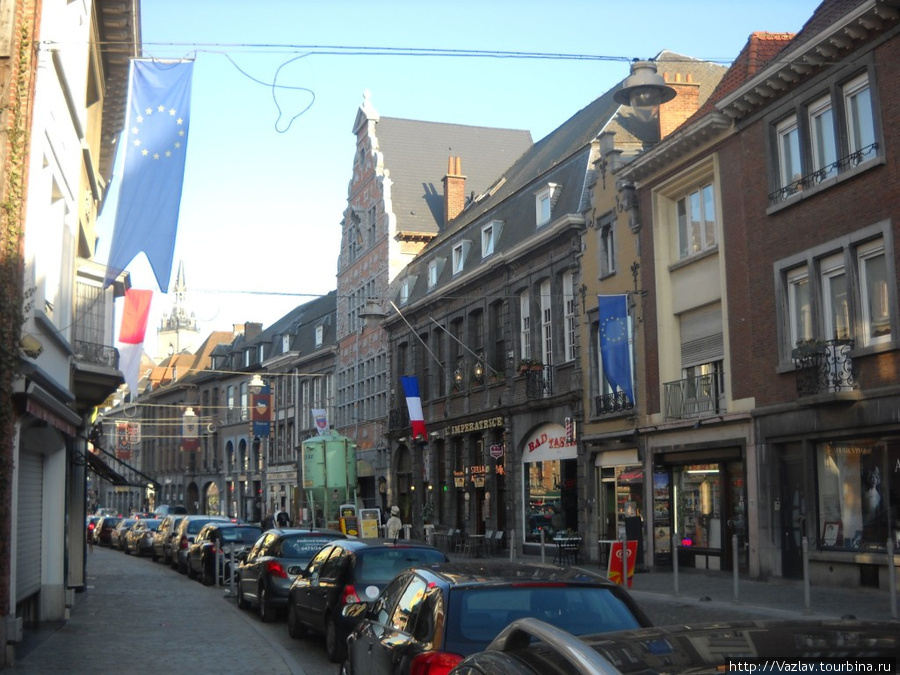 Уличная сценка Турнэ, Бельгия