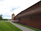 Коломенская, или Маринкина, башня и прясло стены (вид со стороны ул Октябрьской революции).