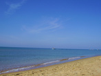 Зачастую свободное время на экскурсии можно посвятить купанию в ласковых волнах Черного моря :)