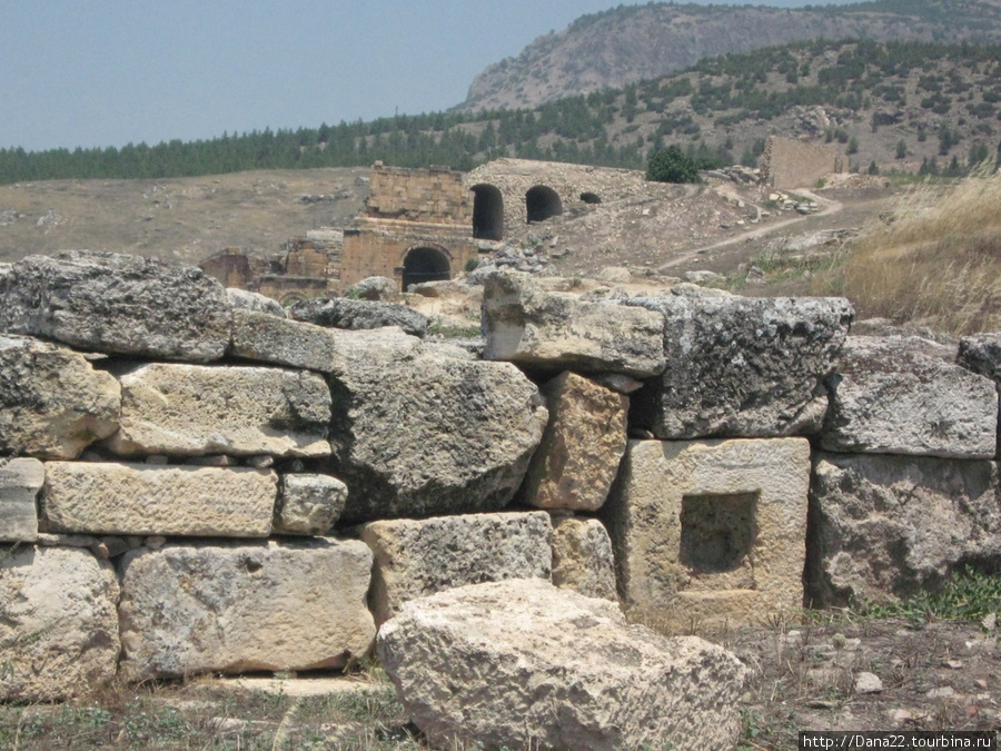 Древний город Хиераполис Памуккале (Иерополь античный город), Турция