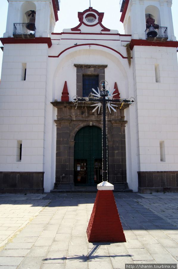 Школьная церковь Пуэбла, Мексика