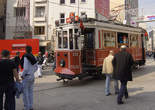 Ретро-трамвай на площади Таксим