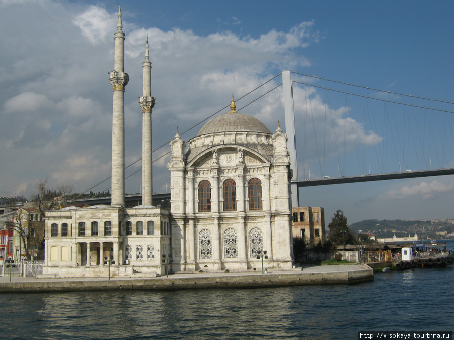 мечеть Ортакей Стамбул, Турция