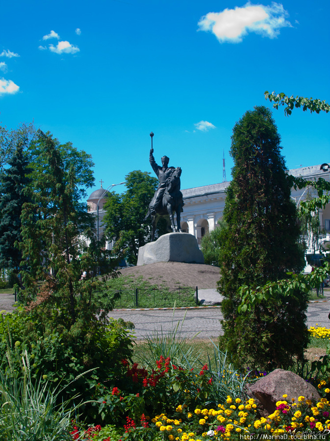 Памятник гетману Петру Конашевичу Сагайдачному Киев, Украина