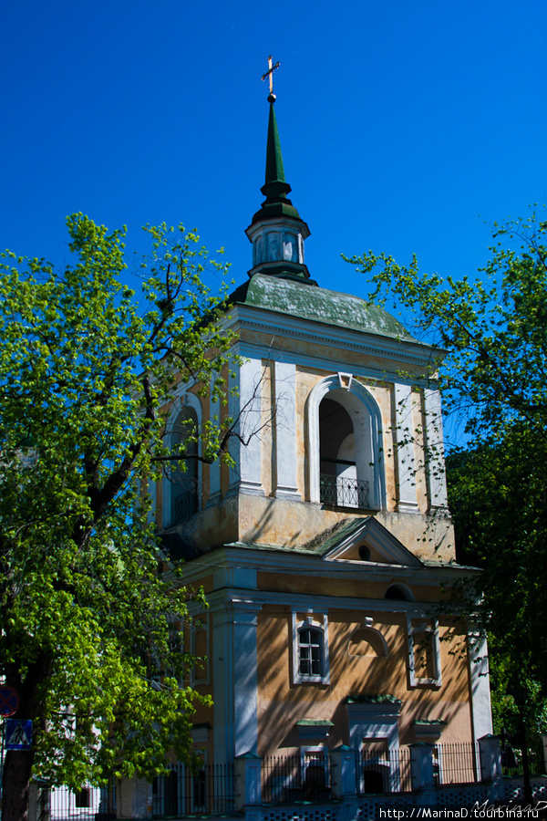 Колокольня Покровской церкви Киев, Украина