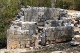 Каменный храм у священного сенота