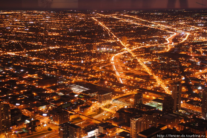 Ночной Чикаго с высоты ста этажей