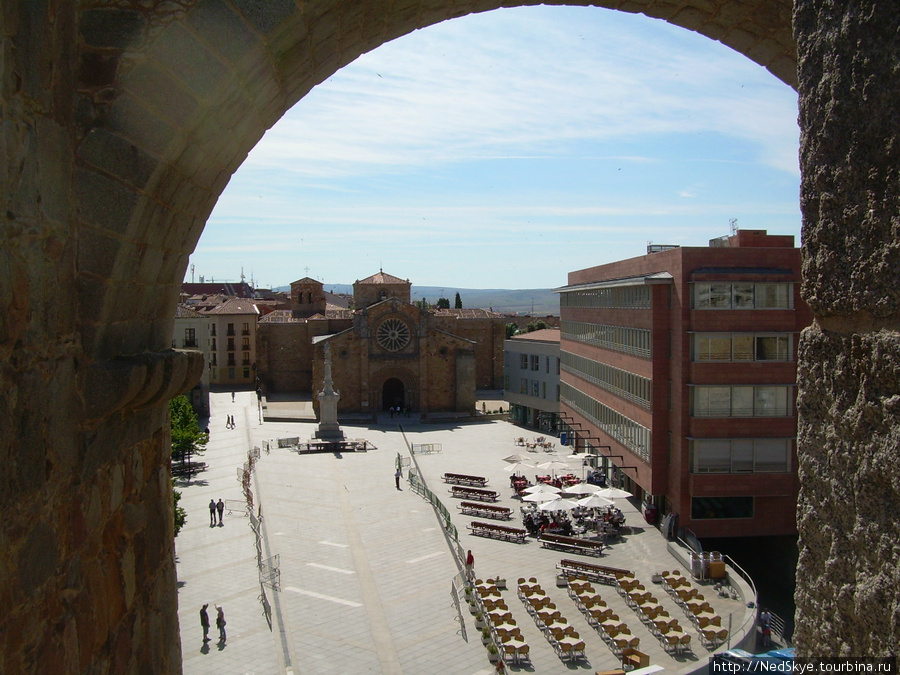 Авила, город аистов Авила, Испания