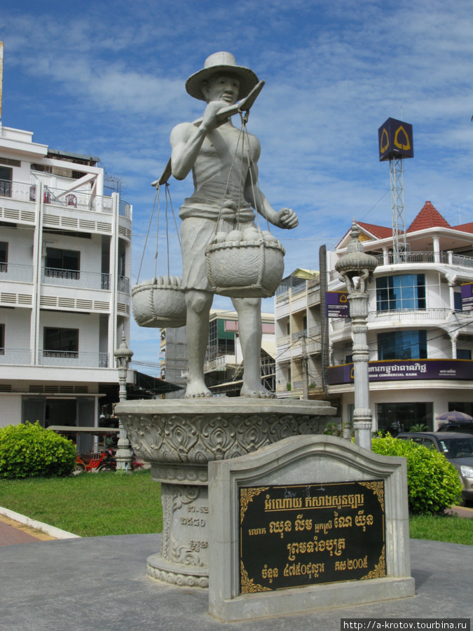 Статуя крестьянина Провинция Баттамбанг, Камбоджа