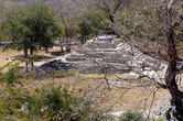 Пирамида на малом акрополе в Едзне