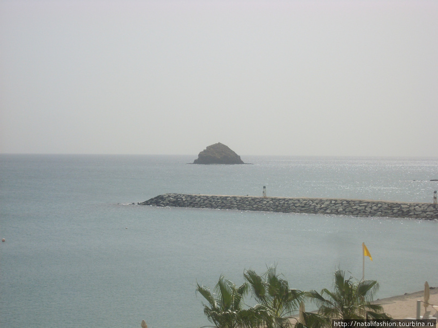опятьпаправо в самую  даль,красиво)) Дибба-Аль-Хисн, ОАЭ