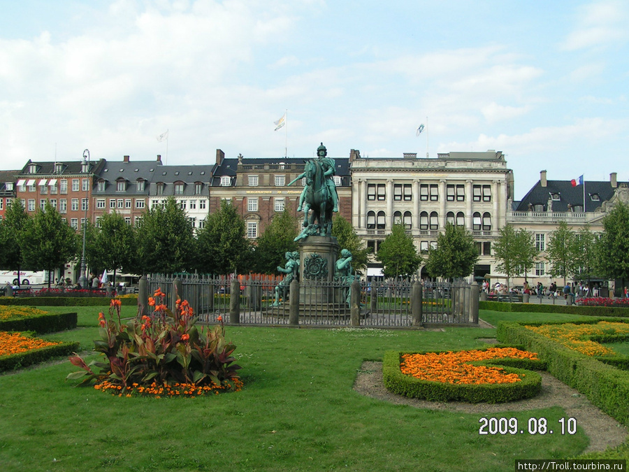 Конный памятник Кристиану V Копенгаген, Дания