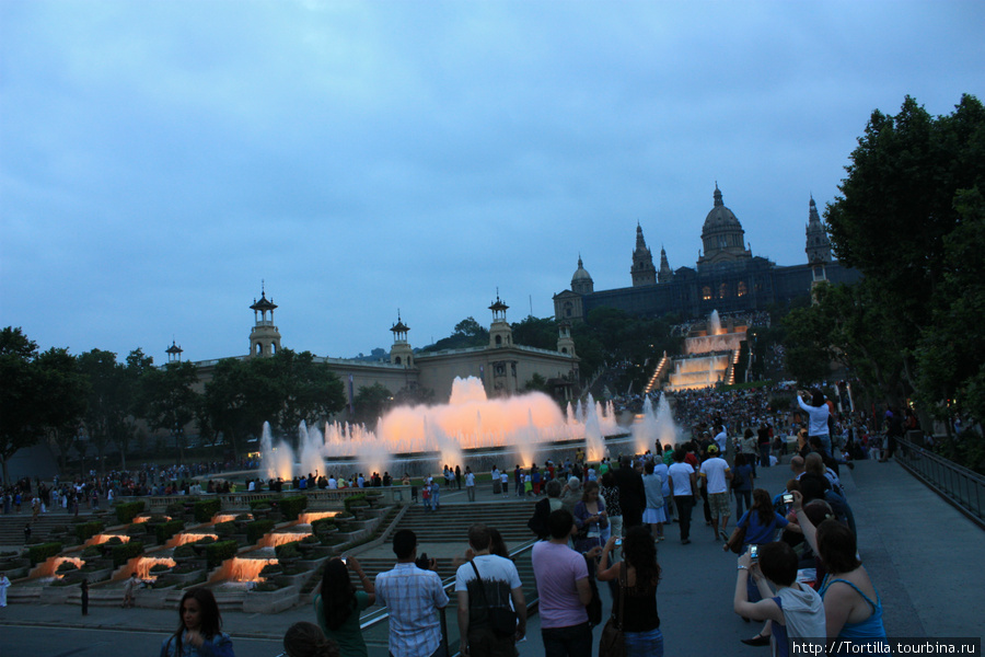 Мозаика Барселоны - Поющие фонтаны Барселона, Испания