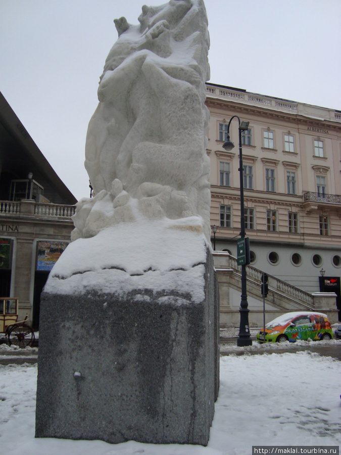 Вена. Памятник жертвам Второй мировой войны. Вена, Австрия