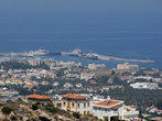 вид на порт Кирения