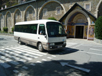 Автобус, на котором мы прехами на экскурсии пол-Кипра