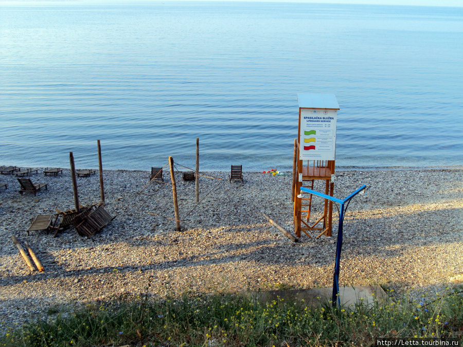 На пляже пока никого нет Бар, Черногория
