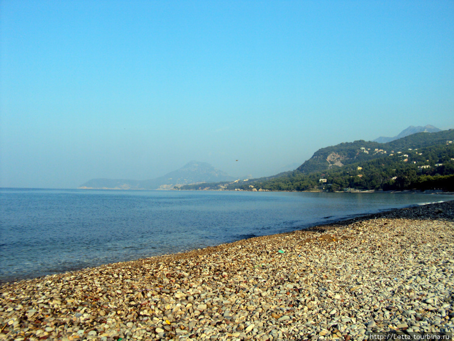 Пустой пляж Бара Бар, Черногория