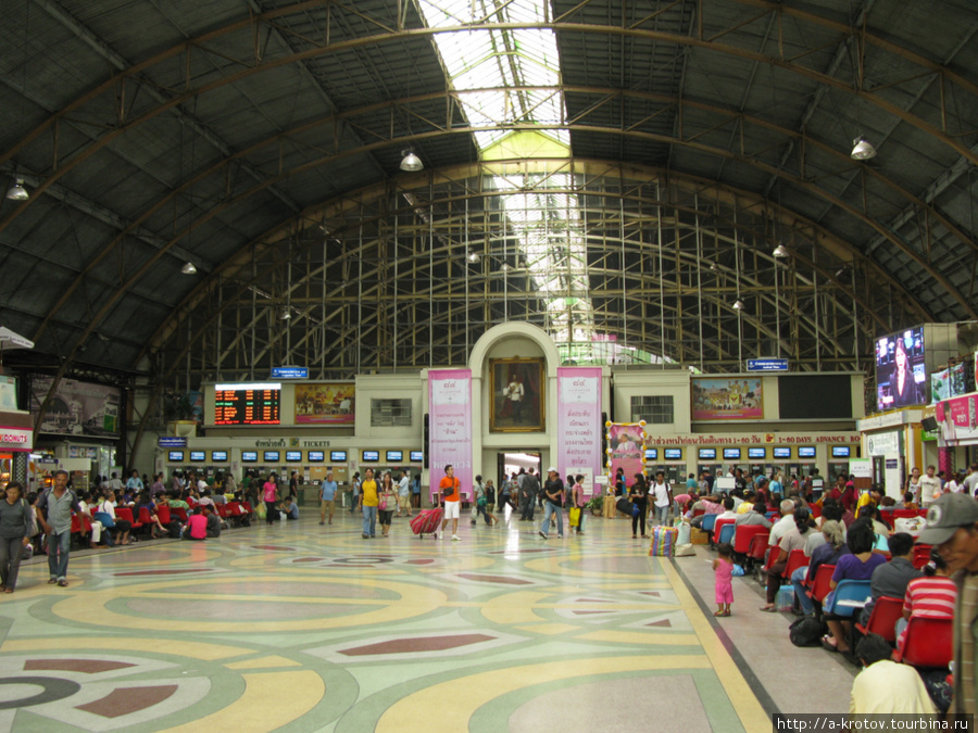 Внутри вокзала Центральный и Восточный Таиланд, Таиланд