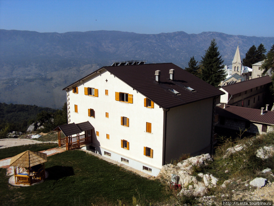 Гостиница для паломников монастырь Острог, Черногория