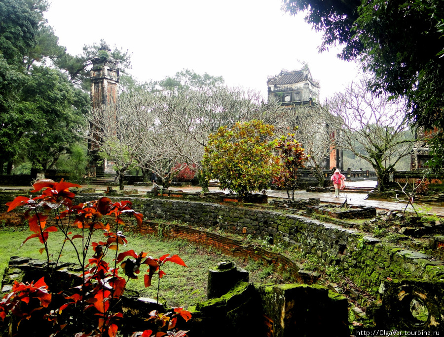 Место, где находятся останки монарха Ты Дыка вместе с многочисленными сокровищами, никто не знает Хюэ, Вьетнам