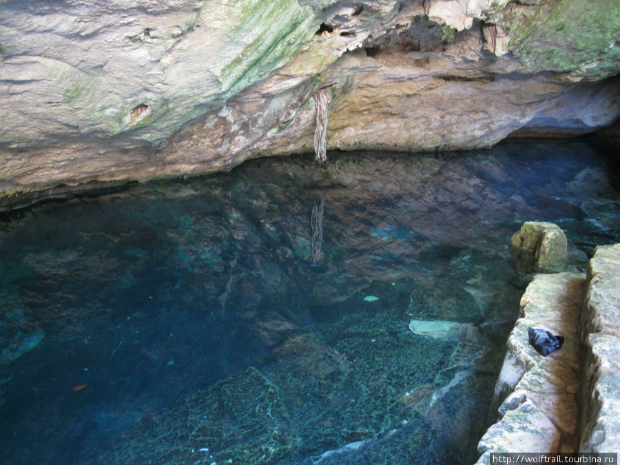 Дайвинг в сталактитовой пещере