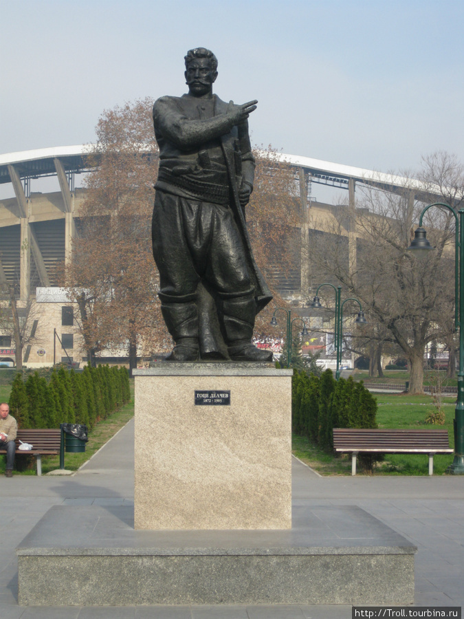 Памятник Гоце Делчеву Скопье, Северная Македония
